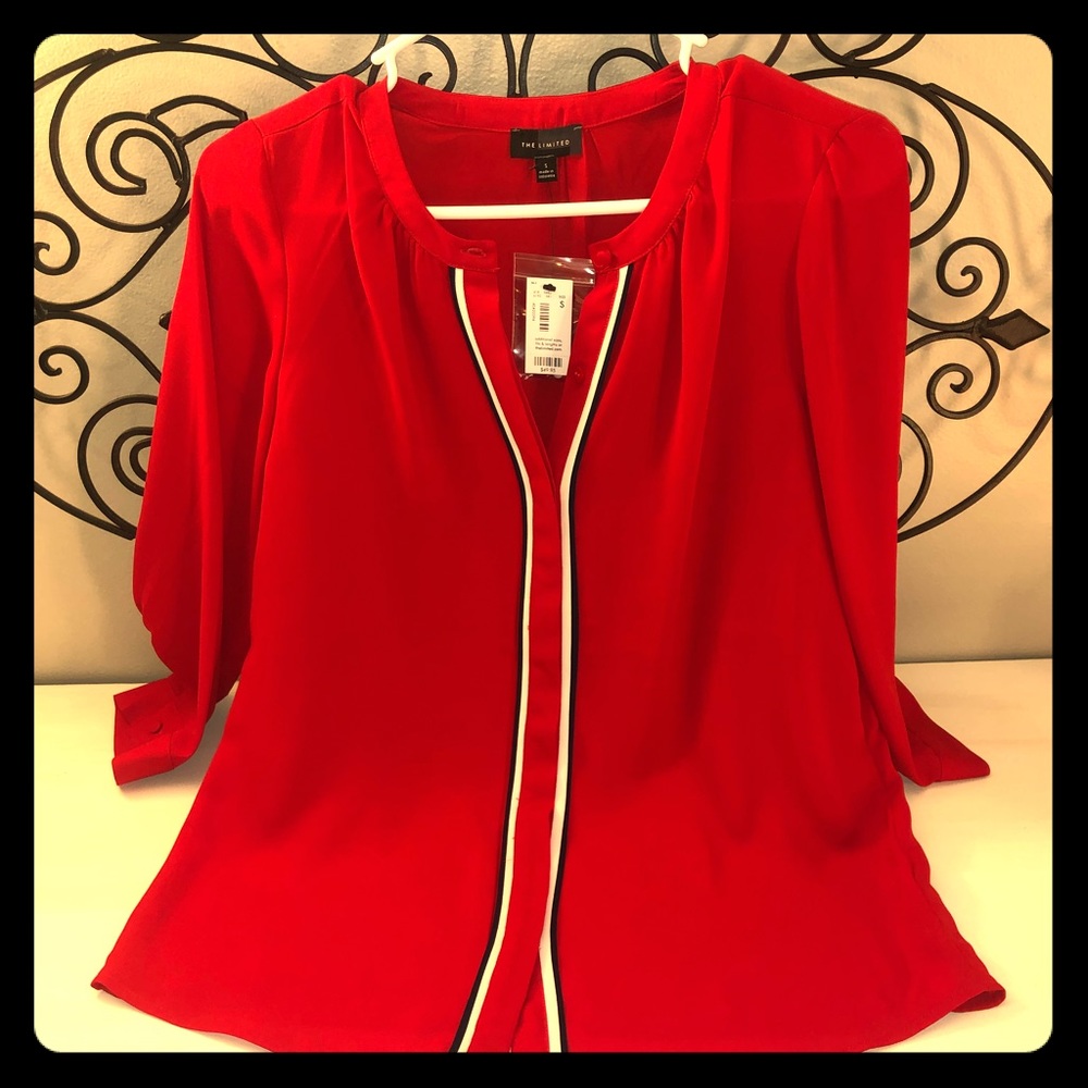 CLOSET CLOSING. MAKE OFFER. red shirt.. NWT